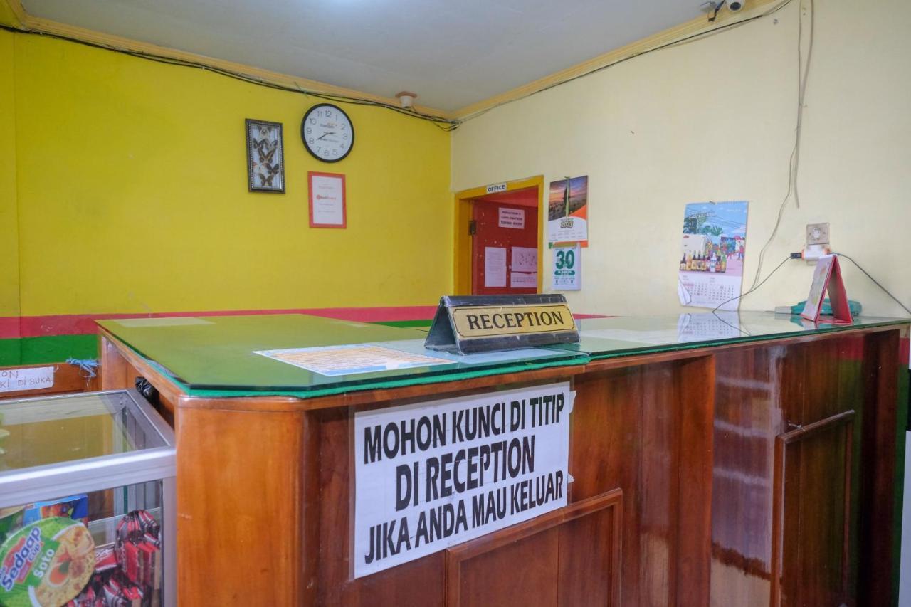 Reddoorz Near Pelabuhan Nusantara Parepare Ngoại thất bức ảnh